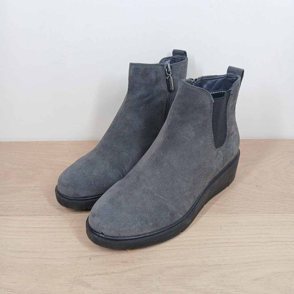 Blondo Waterproof Chelsea Boots Women 6.5 Gray Suede Ankle Wedge Platform Casual